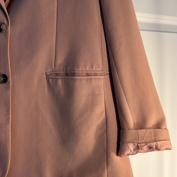 Pink blazer - Picture 2 of 4